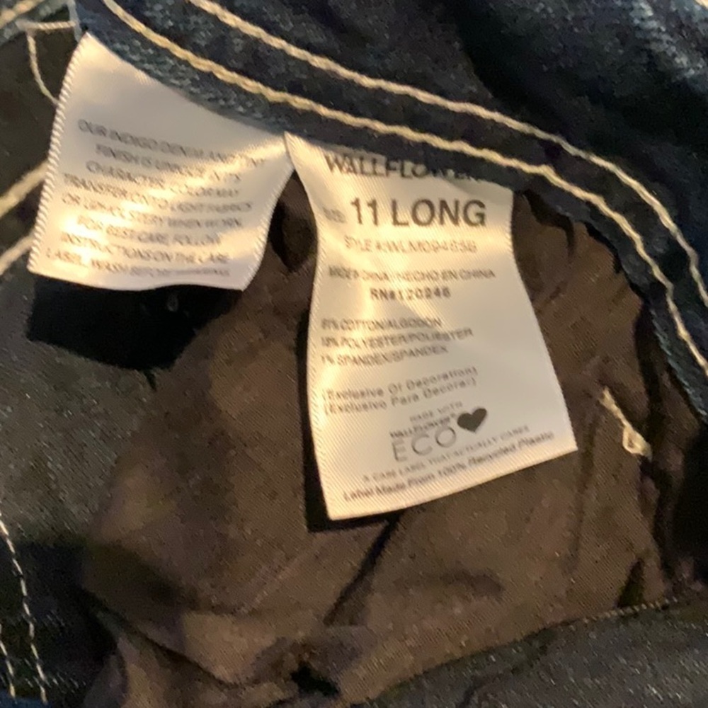 WallFlower Women's Luscious Curvy Bootcut Sz 11 Long NWT - Picture 6 of 10